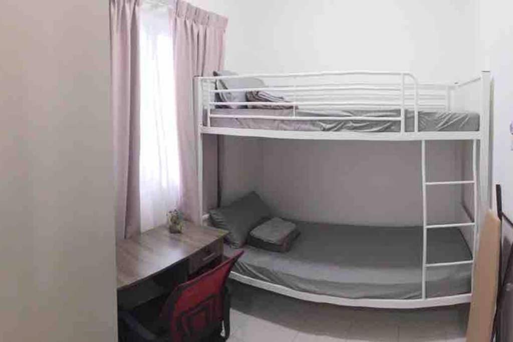 盛婷民宿a S&Thomez 2Bedrooms Mesamall Wifi Klia Usim Miu Inti Nu 닐라이 외부 사진