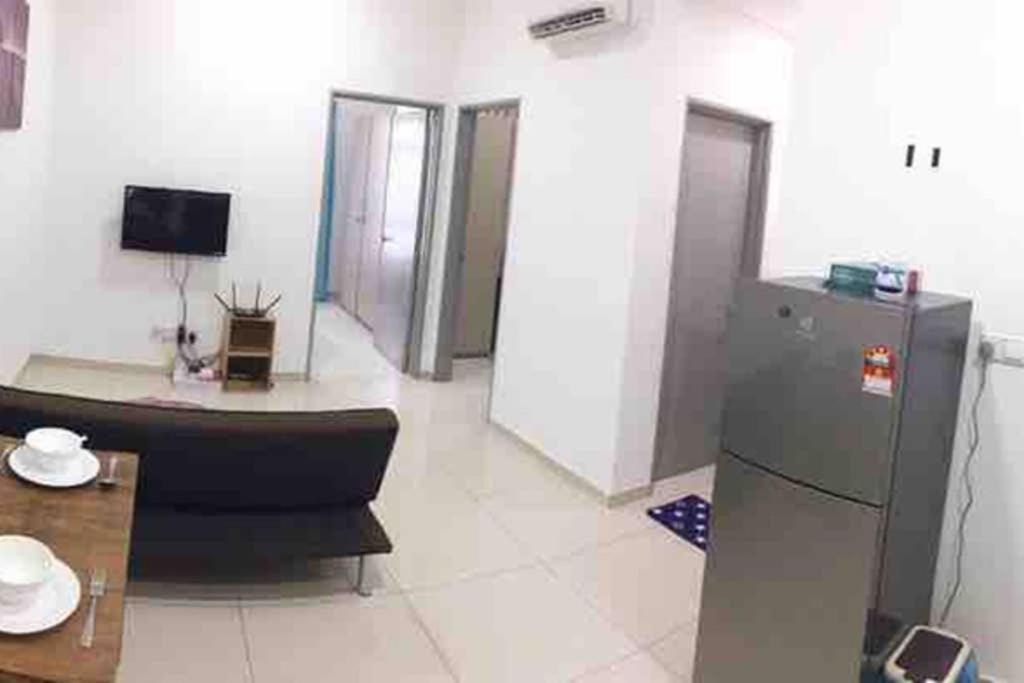 盛婷民宿a S&Thomez 2Bedrooms Mesamall Wifi Klia Usim Miu Inti Nu 닐라이 외부 사진